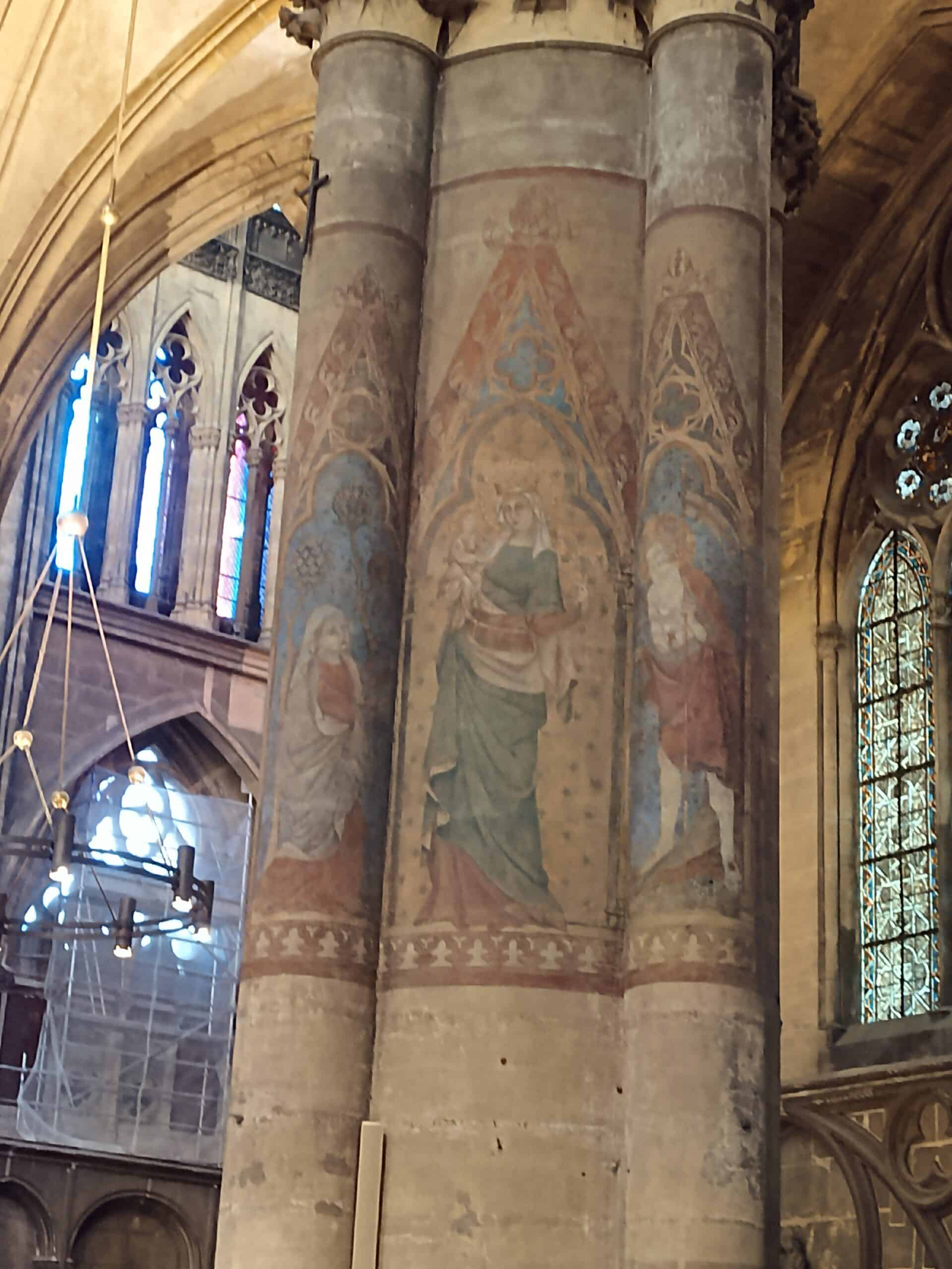 Historische Freskengalerie 190 Figürliche Malereien an den Pfeilern – Gruppe I – Metz · Saint Etienne, fotografische Ansicht 1