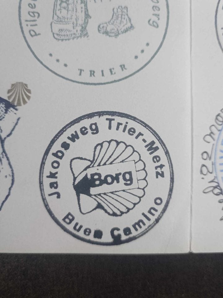 Mosel-Camino – Der Jakobsweg entlang der Mosel 24 Pilgerstempel aus dem Pilgerausweis einer Mosel-Camino-Wanderung, Aufnahme 12