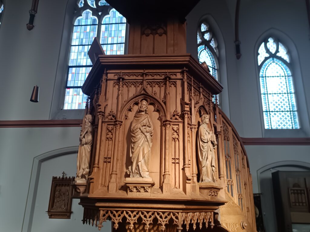 Brühl Badorf – Kanzel in der Kirche St. Pantaleon 1 IMG 20241013 105030 966