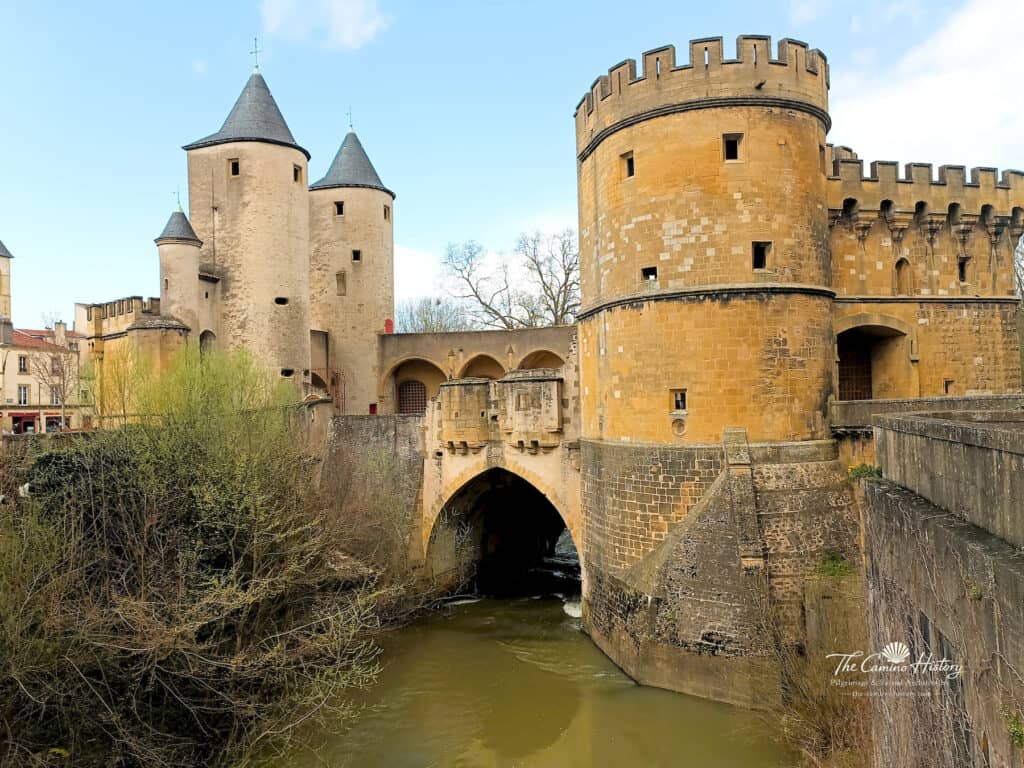 Metz - Das Deutsche Tor/Porte des Allemands 107 Seitenansicht auf das Deutsche Tor