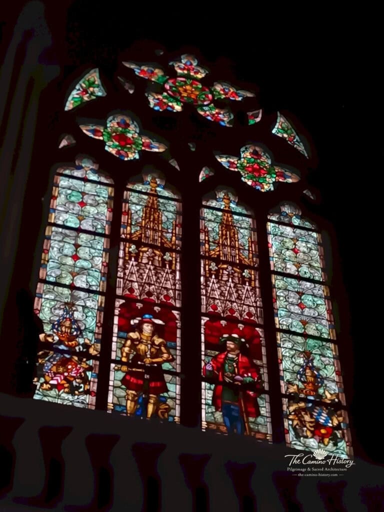 Historisches Glasfenster mit Herzog Ludwig II. von Pfalz-Zweibrücken und Kurfürst Ottheinrich von der Pfalz in der Gedächtniskirche Speyer