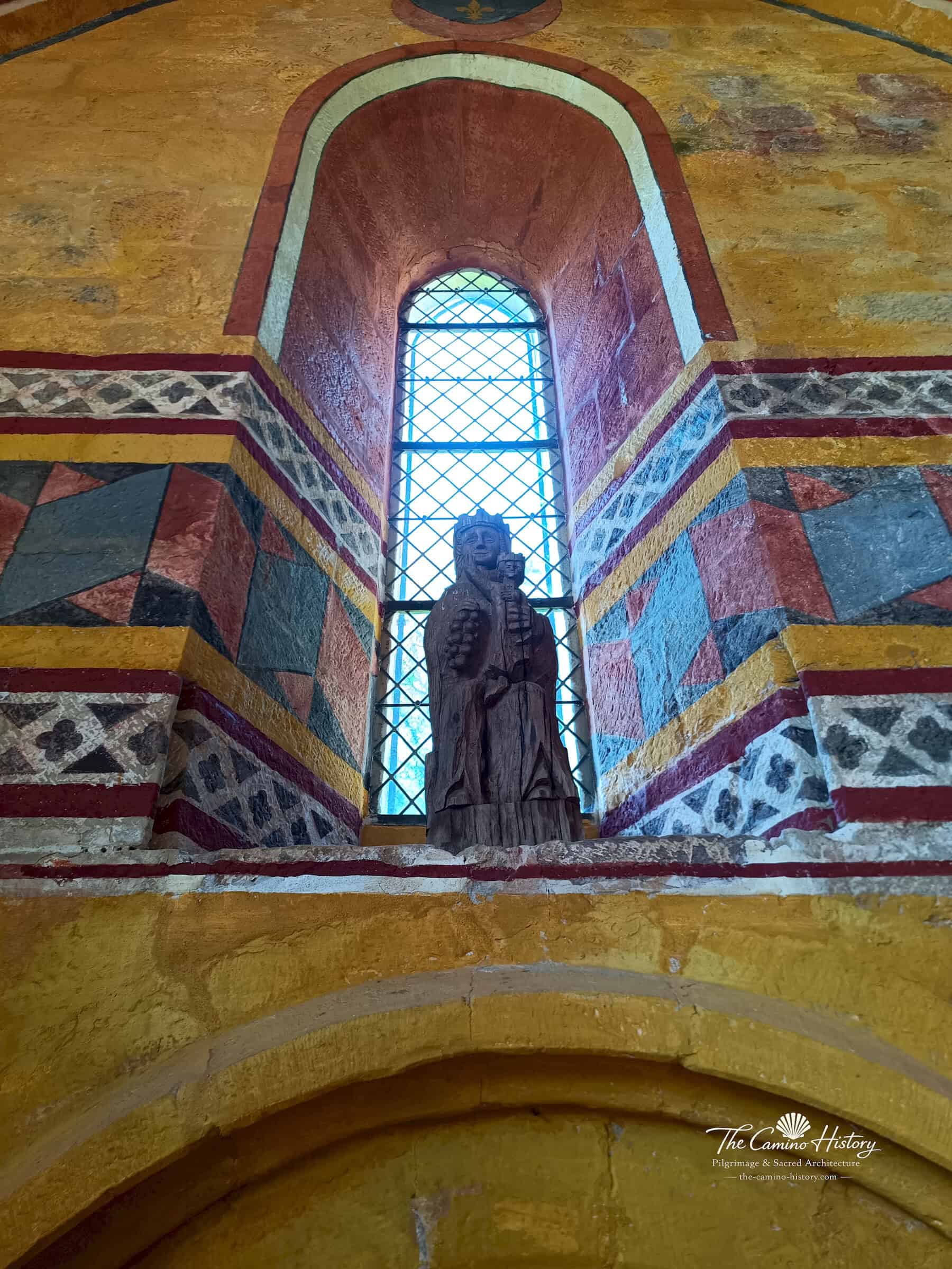 Historische Freskengalerie 158 Farbig gestaltete Gewölbe und Wände – Marcilly-en-Bassigny · Chapelle Notre-Dame de Presles, fotografische Ansicht 1