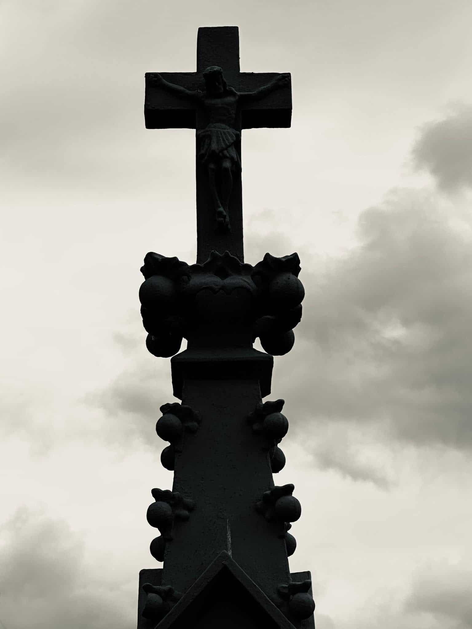 Christusdarstellung – Beidweiler (014) – Friedhof Beidweiler. Darstellung: Christus.
