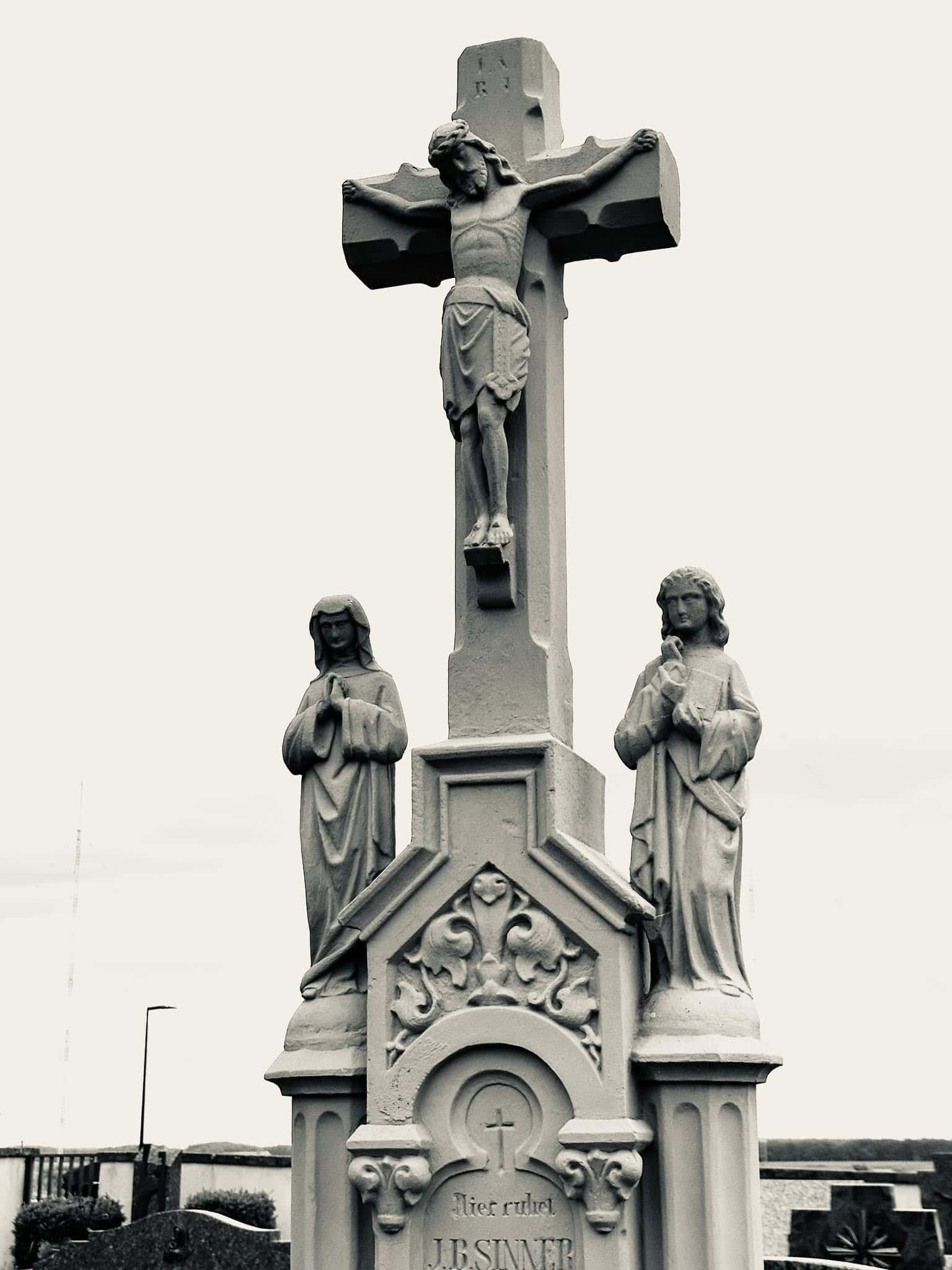 Christusdarstellung – Beidweiler (015) – Friedhof Beidweiler. Darstellung: Christus.