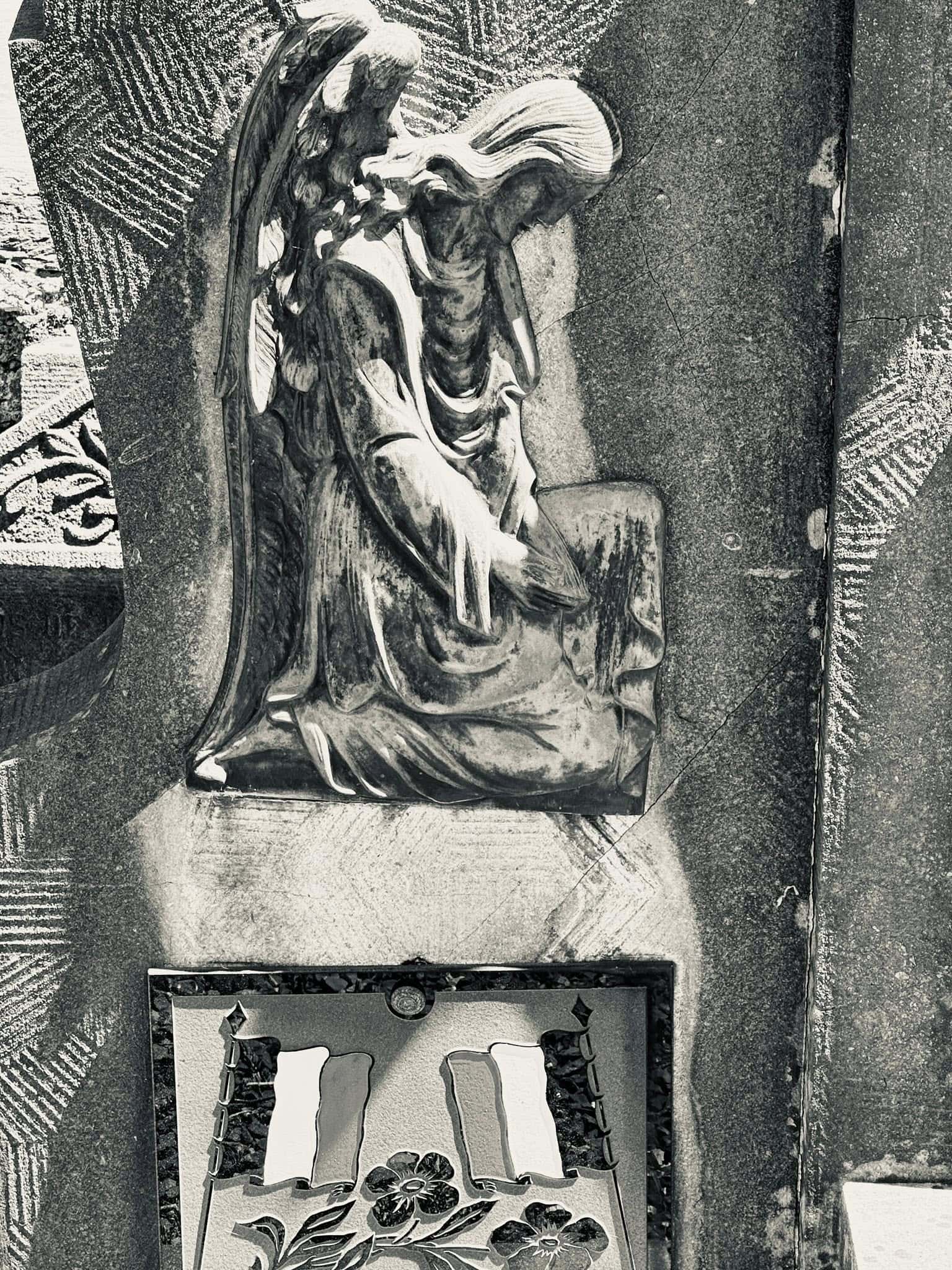 Heiligenfigur – Beho (015) – Friedhof Beho. Darstellung: Heiligenfigur.