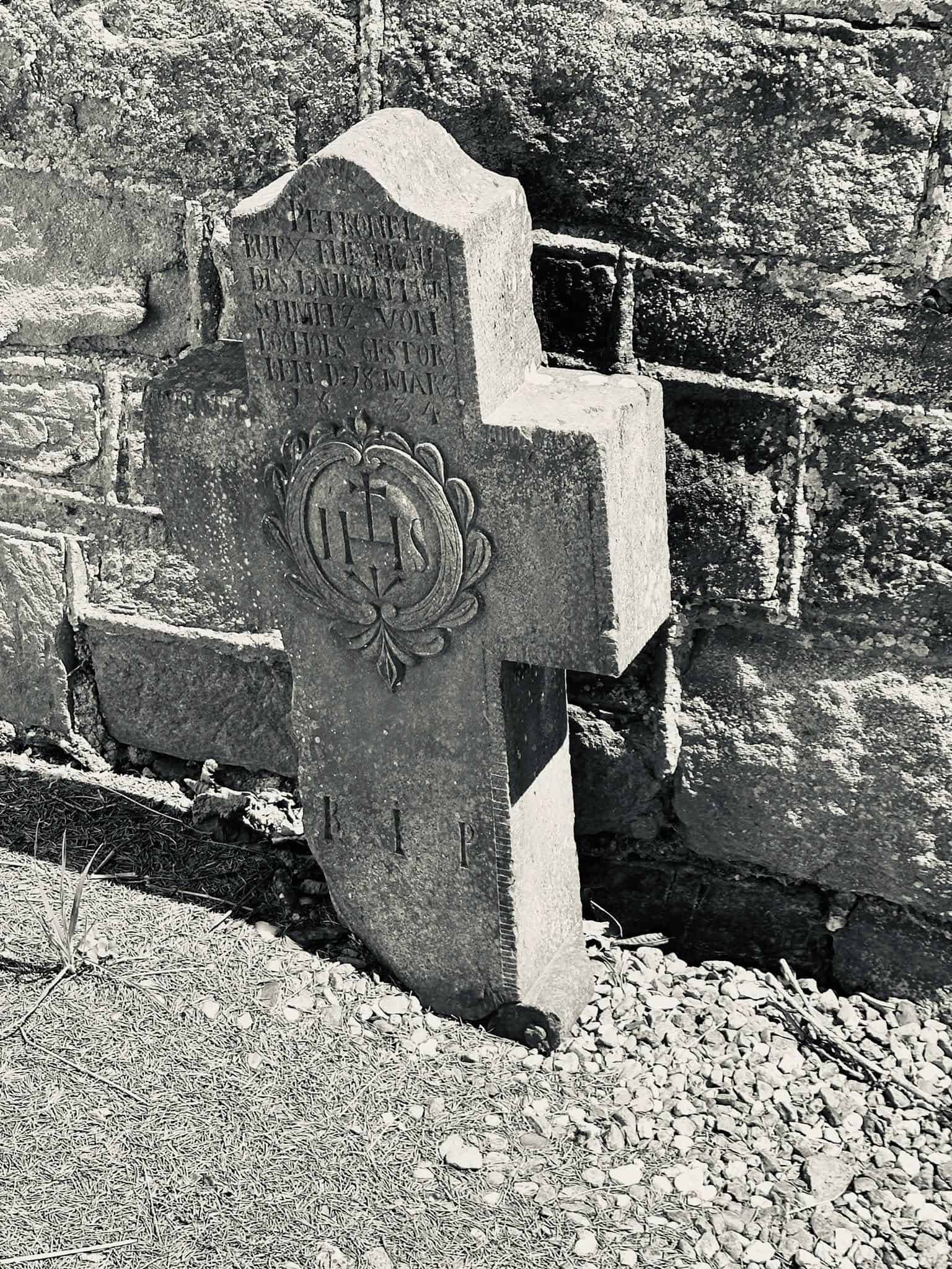 Grabmalaufnahme – Beho (030) – Friedhof Beho.