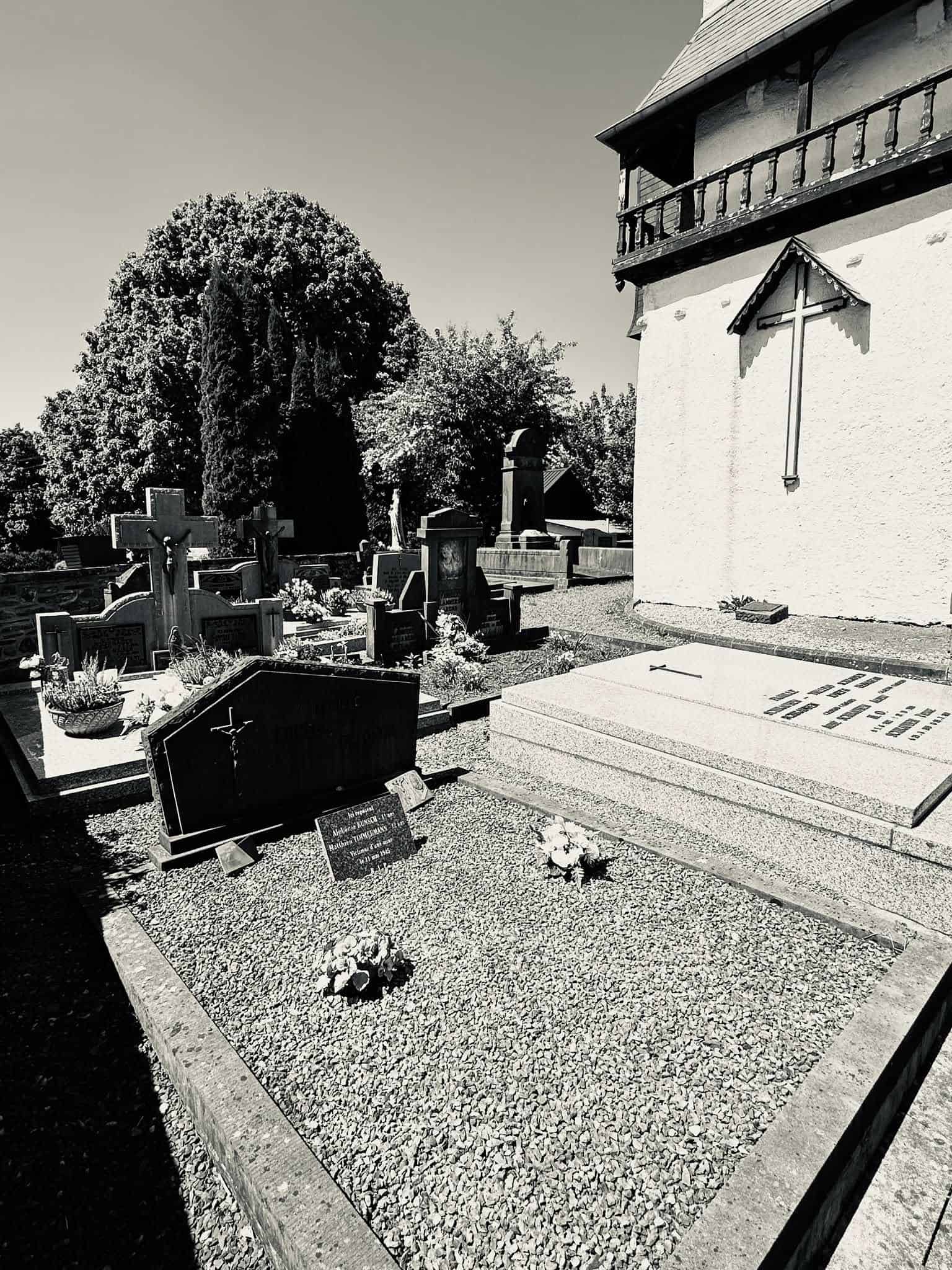 Friedhofsansicht – Beho (043) – Friedhof Beho.