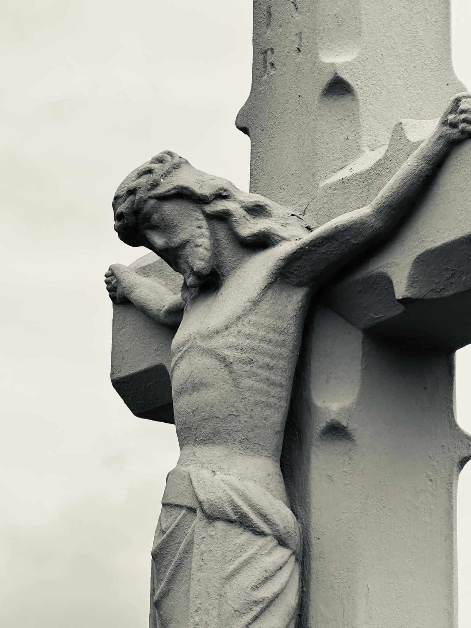 Christusdarstellung – Beidweiler (034) – Friedhof Beidweiler. Darstellung: Christus.
