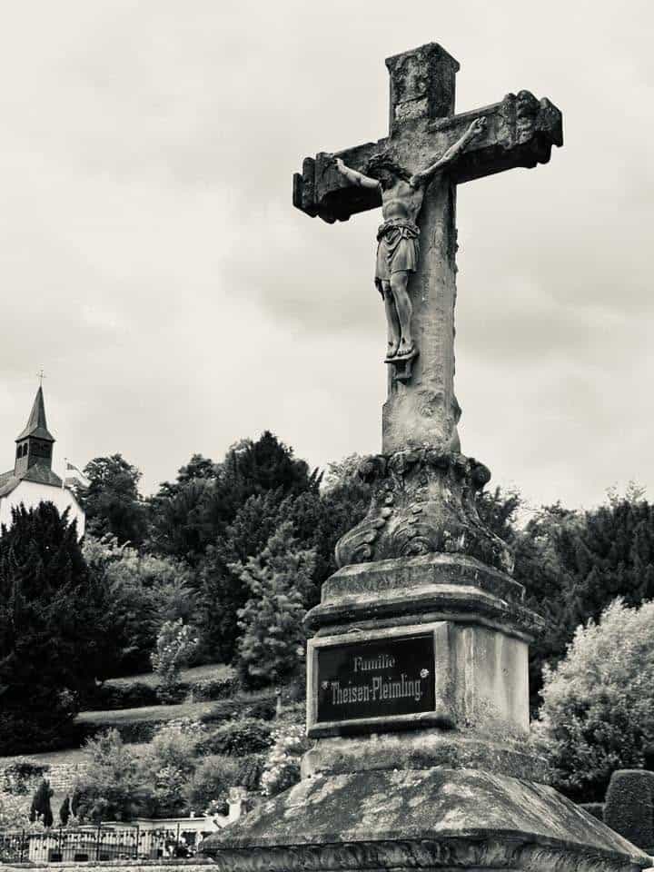 Grabmalaufnahme – Grevenmacher (035) – Friedhof Grevenmacher.