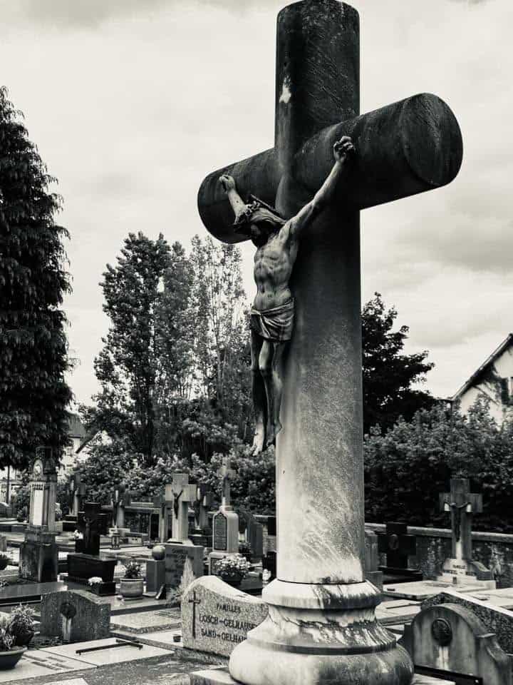 Grabmalaufnahme – Grevenmacher (061) – Friedhof Grevenmacher.