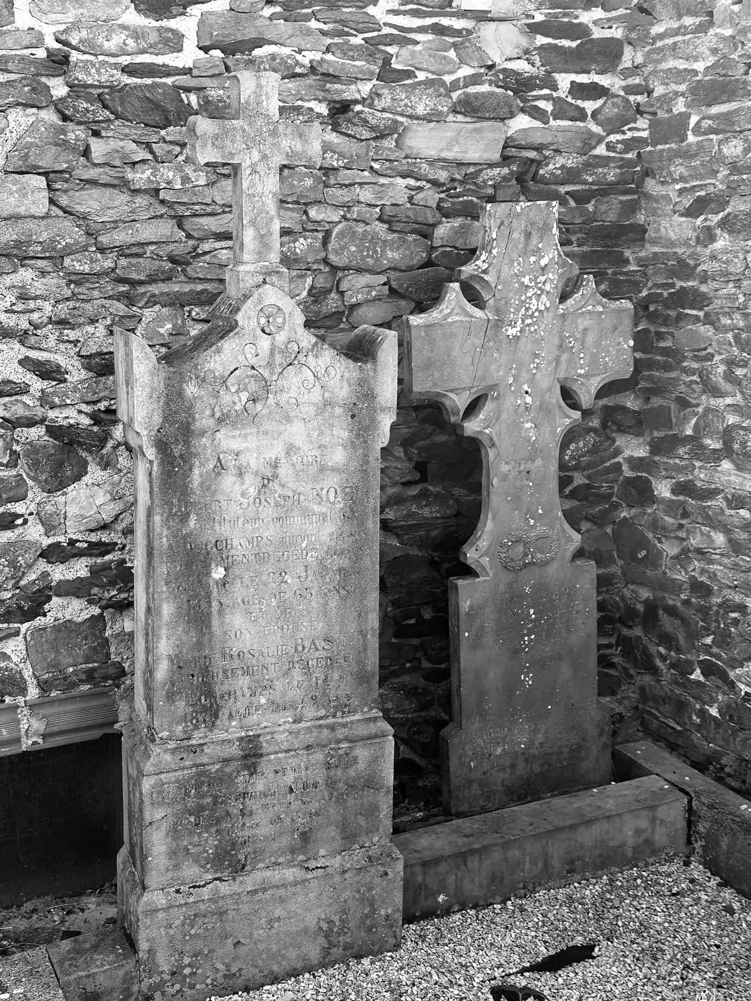 Grabmalaufnahme – Longchamps (024) – Friedhof Longchamps.