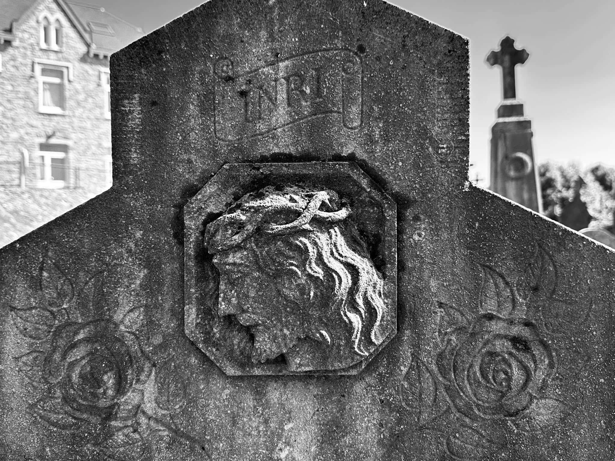 Grabmalaufnahme – Longchamps (031) – Friedhof Longchamps.