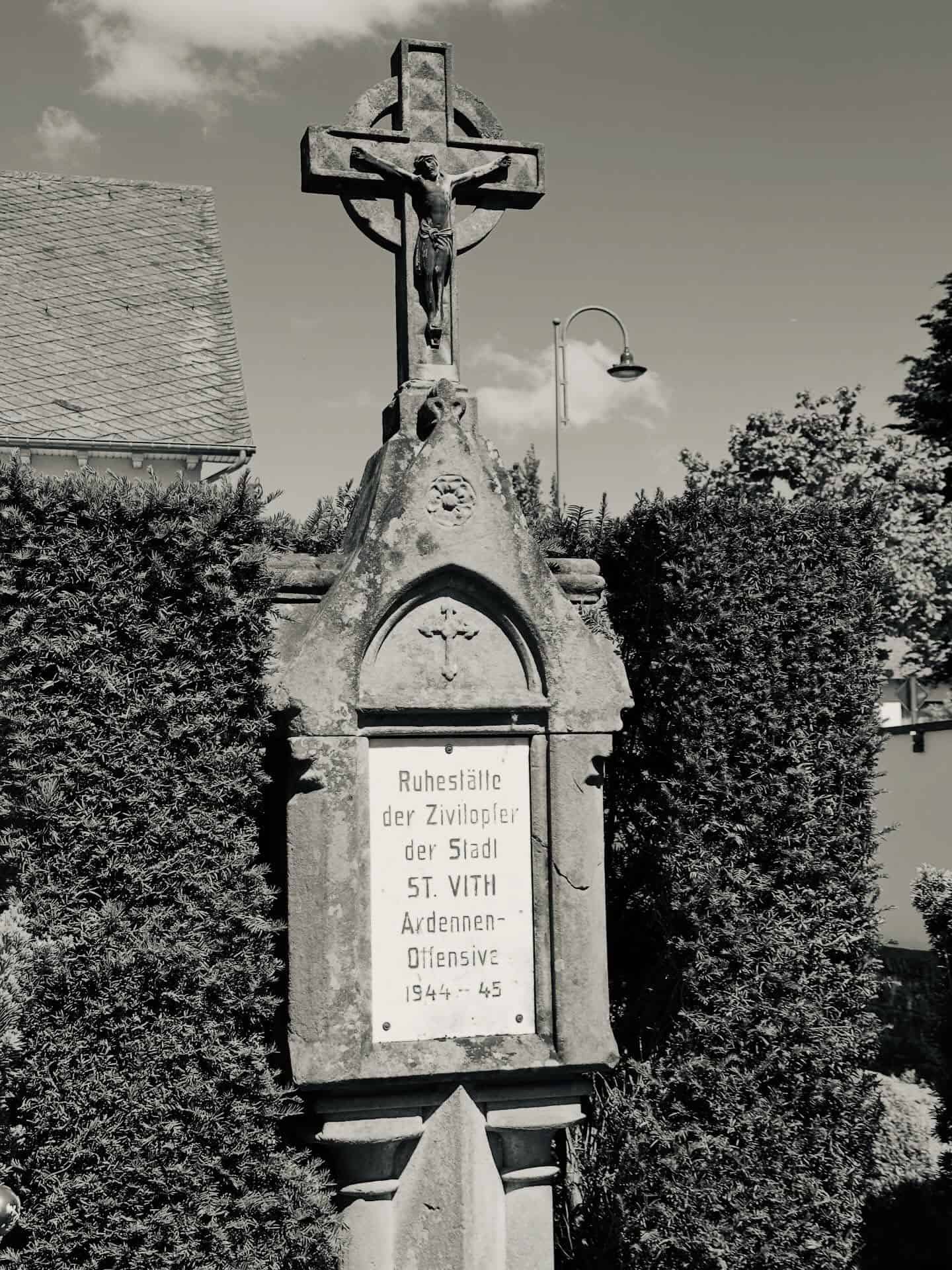 Grabmalaufnahme – Sankt Vith (027) – Friedhof Sankt Vith.