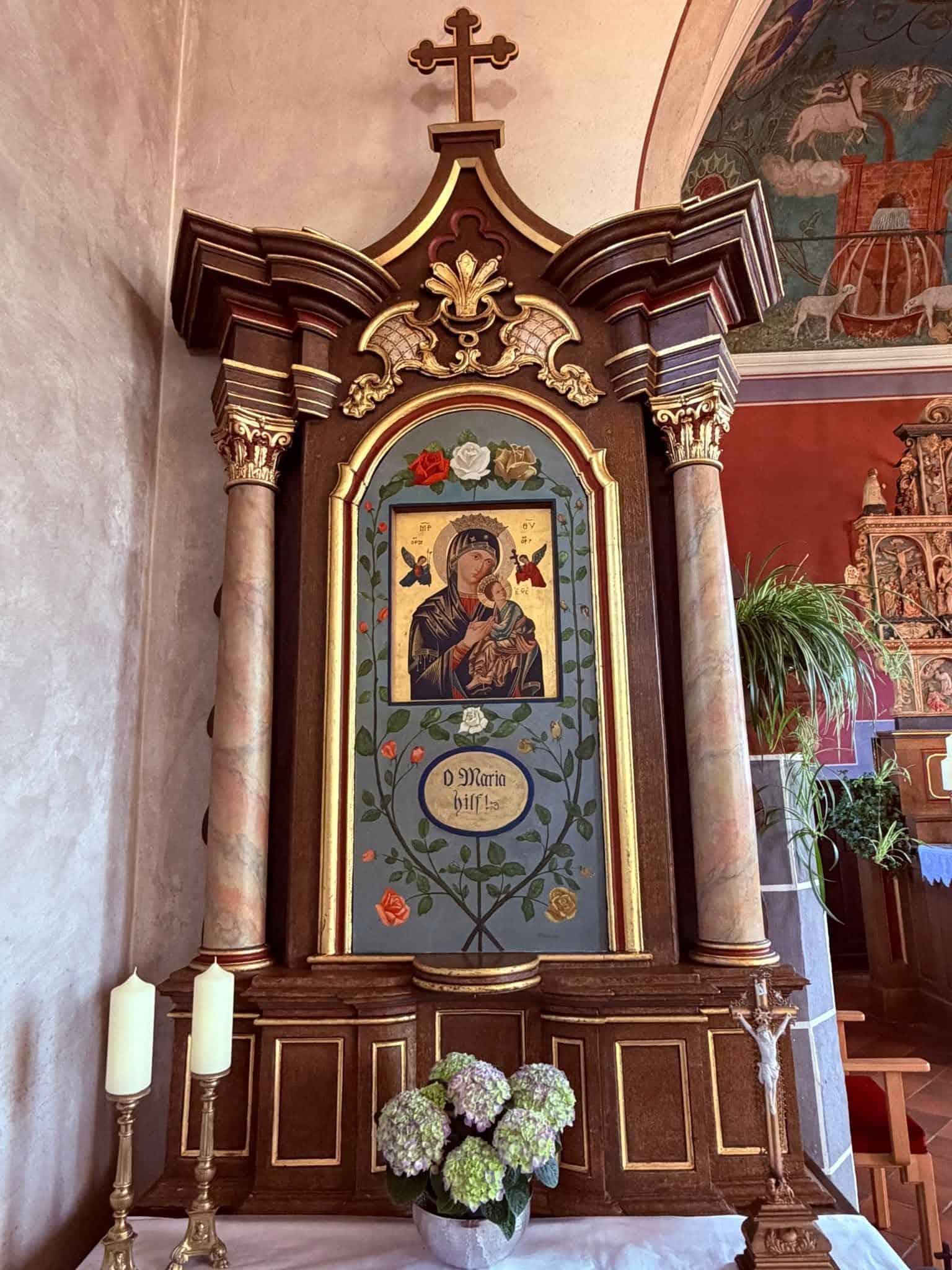 Seitenaltar mit Andachtsbild in St. Nikolaus (Binscheid) – Fotoansicht 1.
