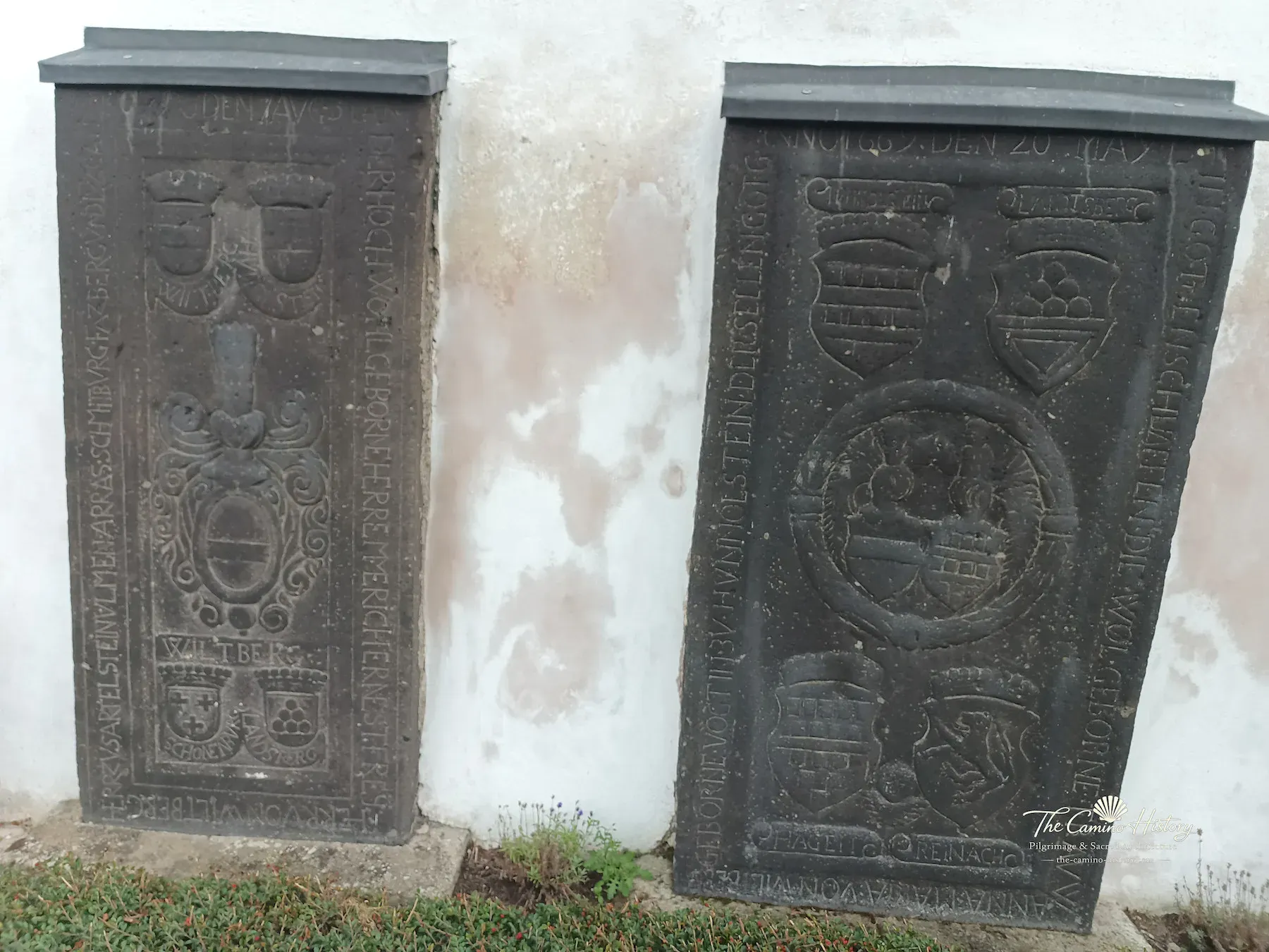 Grabmalaufnahme – Alken – Alken - Sankt Michaels Kapelle.