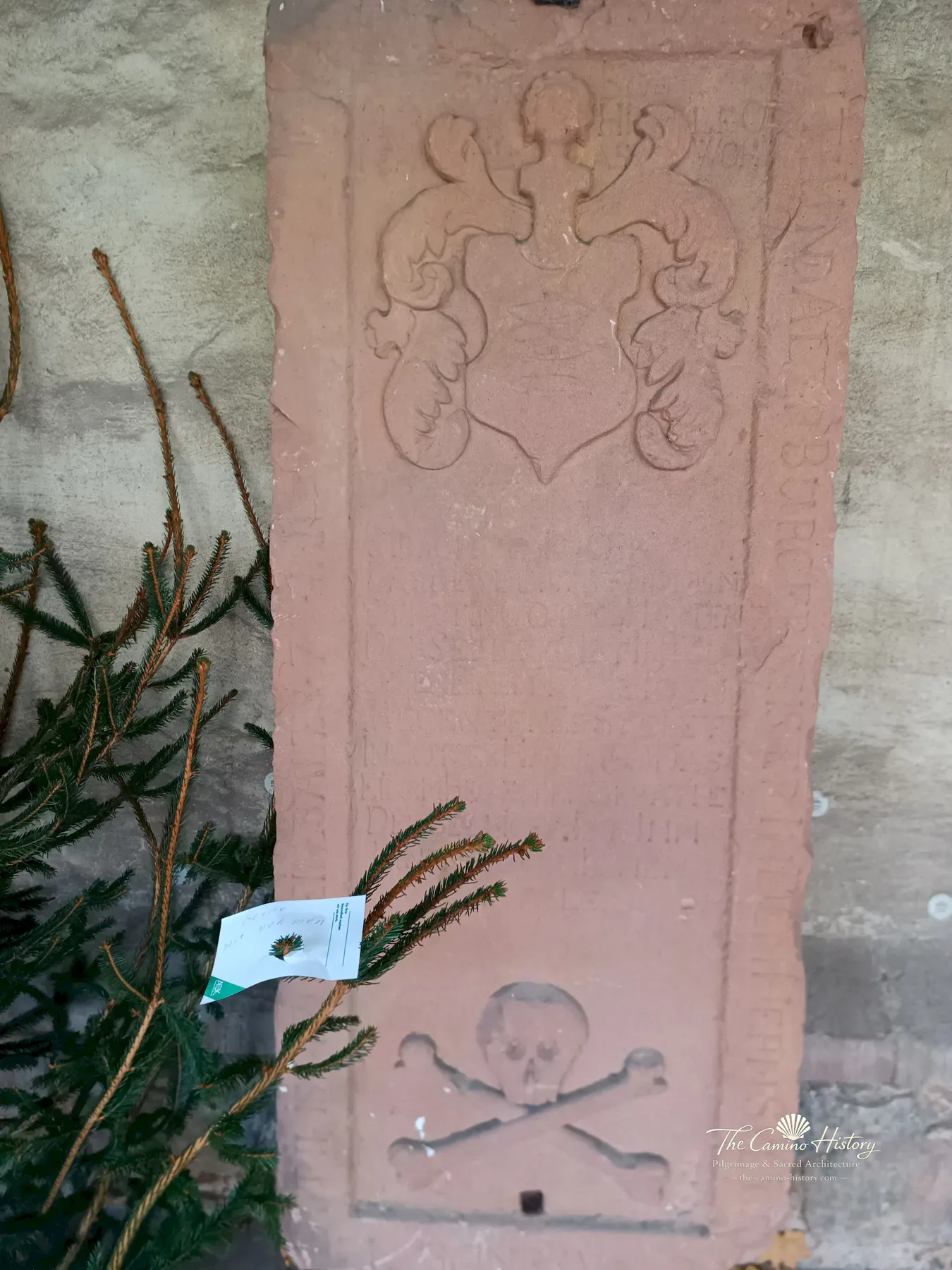 Grabmalaufnahme – Landau – Landau – Kath. Pfarrkirche Heilig Kreuz (ehem. Augustinerkloster).