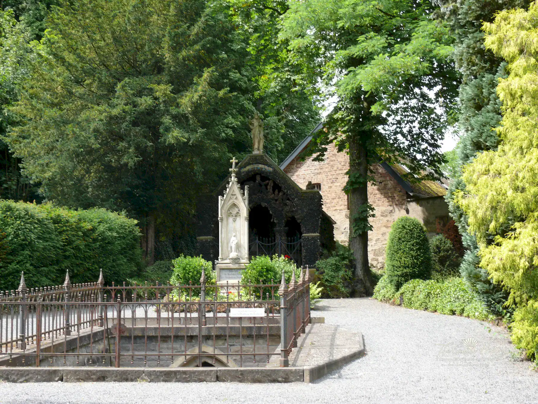 Grabmalaufnahme – Remagen – Remagen - Apollinariskirche.