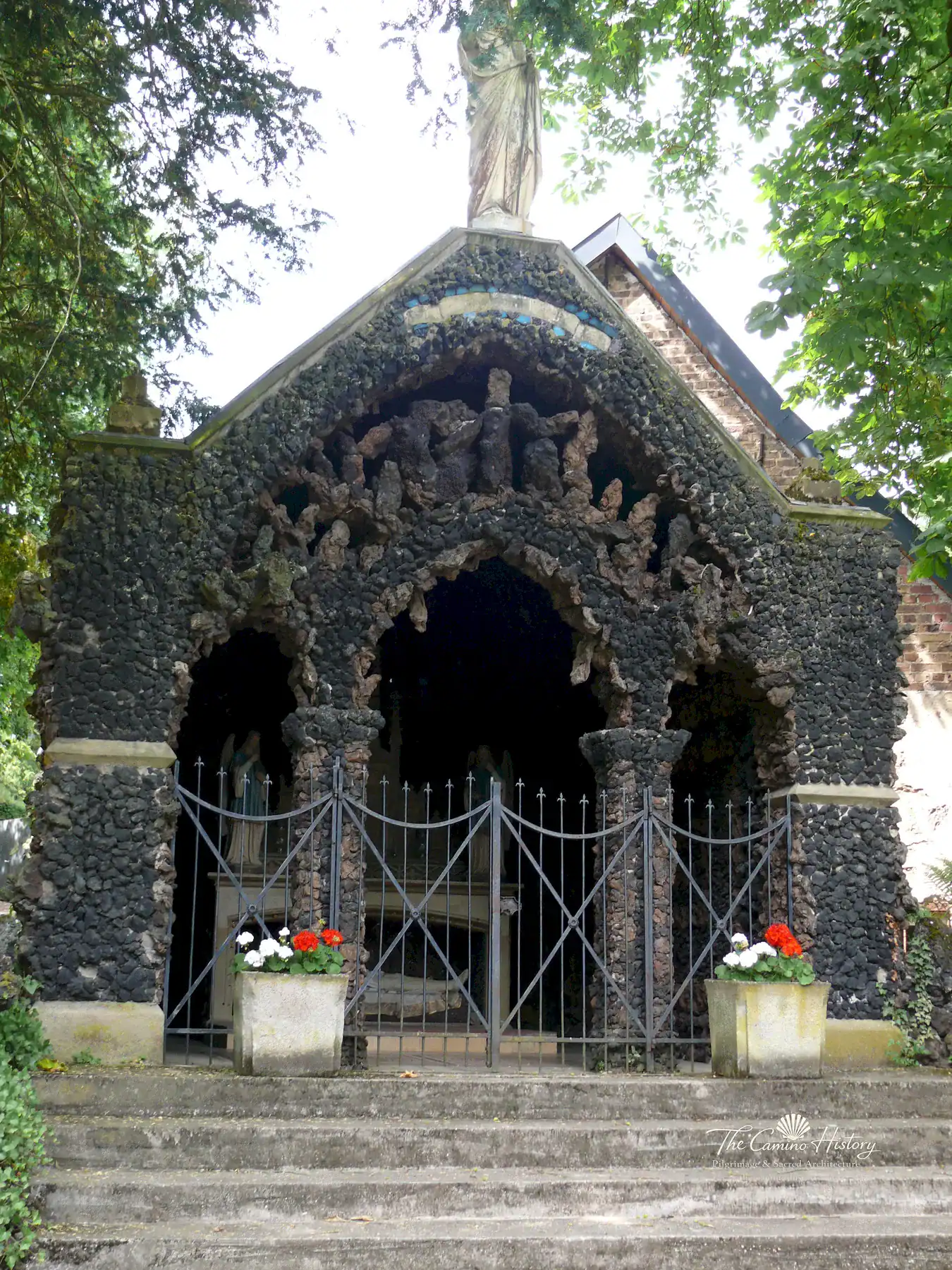 Grabmalaufnahme – Remagen – Remagen - Apollinariskirche.