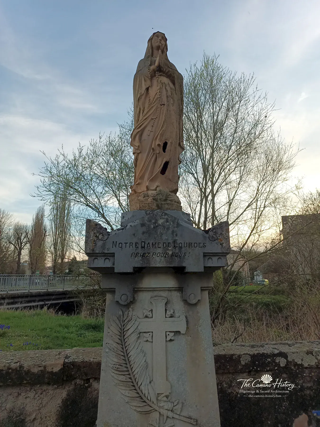 Grabmalaufnahme – Kédange – Kédange – Eglise St Rémy.